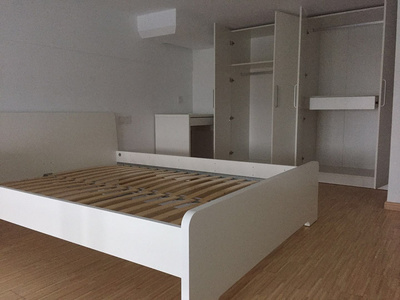 金地廣場(chǎng)LOFT單身公寓出租，地鐵2號(hào)線金家渡站出站即達(dá)